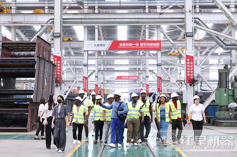 客户来厂考察设备